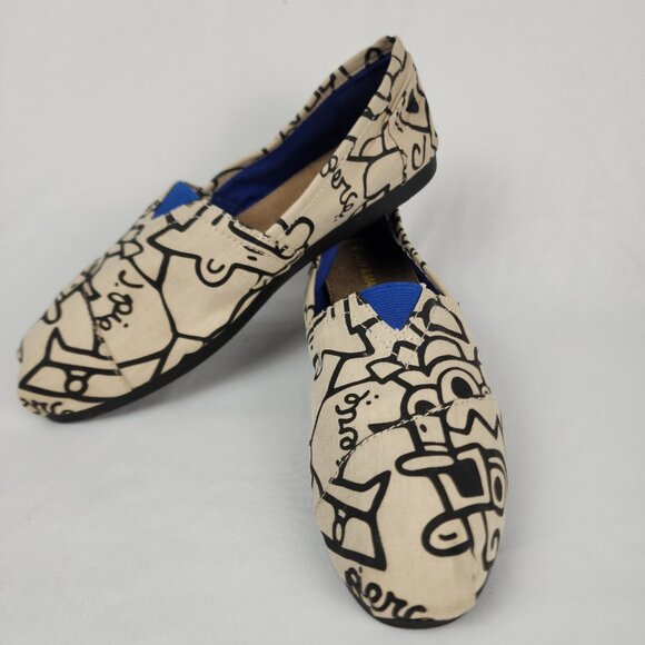 Joy & Mario J. Pierce Women’s Flat‎ Slip On Shoe 8W Graphic Cartoon Black & Tan - Picture 1 of 12